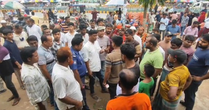 মেহেরপুরে সমাবেশের প্রস্তুতিকালে জেলা বিএনপির কার্যালয়ের পাশে টাইম বোমা বিস্ফোরণের সন্দেহ 