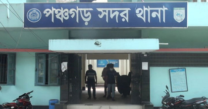 পঞ্চগড়ে দাদার অটোভ্যানের চাপায় নাতির মৃত্যু