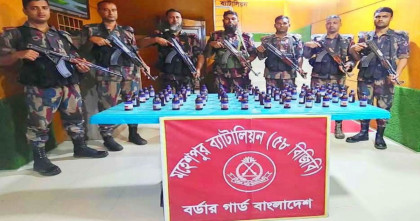 মহেশপুর সীমান্তে পৃথক অভিযানে ভারতীয় গহনা, কসমেটিক্স, ওষুধ ও কীটনাশক উদ্ধার