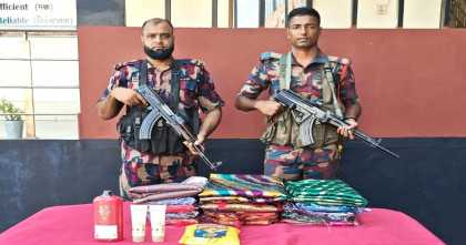 যশোর সীমান্তে বিজিবির অভিযান: বিদেশি মদ, সিরাপসহ এক লাখ ৭৯ হাজার টাকার মালামাল আটক