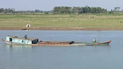 কুশিয়ারা থেকে অবৈধ বালু উত্তোলন, ভাঙনের শঙ্কায় ৫৭১ কোটি টাকার প্রকল্প