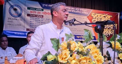 ৬ মাসের সরকারের বিরুদ্ধে ‘তেল দে, গ্যাস দে, নাইলে গদি ছেড়ে দে’ এ স্লোগান মানায় না: এ্যানি 