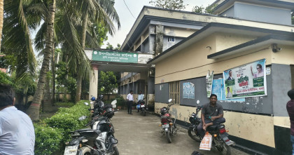 চুয়াডাঙ্গায় ৪৫ সার ডিলারশিপের বিপরীতে ৬৪৩ আবেদন; বেশীর ভাগই ক্ষমতাসীন দলের নেতা-কর্মী