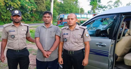 ঠাকুরগাঁওয়ে মাদকসহ গ্রেপ্তার, যুবকের তিন মাসের কারাদণ্ড