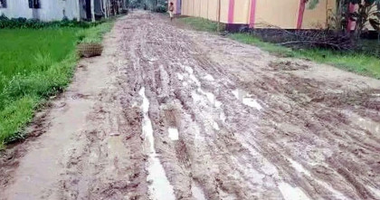 বাহুবলে পাঁচ গ্রামের তিন হাজার মানুষের দুর্ভোগ