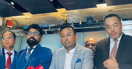 বোয়িংয়ের সঙ্গে ১১টি নতুন বিমান কেনার চুক্তি: মাহদী আমিন