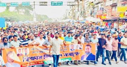 'বোমাবাজি ও অগ্নিসন্ত্রাস করে দেশে নৈরাজ্য সৃষ্টি করার চেষ্টা করলে শক্ত হাতে প্রতিহত করা হবে'  