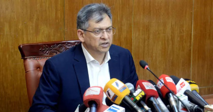 বিরোধীদলসহ সবার সঙ্গে আলোচনা করে সংবিধান সংশোধন করতে চায় সরকার: স্বরাষ্ট্রমন্ত্রী 