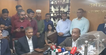 লটারির মাধ্যমে ১৮ সাব-রেজিস্ট্রার বদলি, স্বচ্ছতার উদ্যোগ