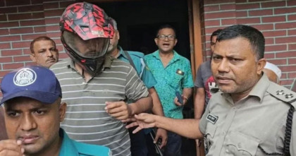 মাদকের আসরে আটক এএসআই দেলোয়ার সাময়িক বরখাস্ত