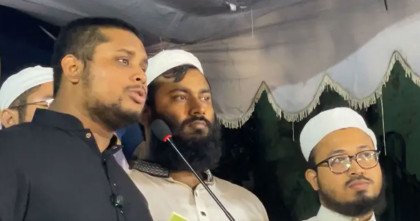 আলেমদের নিজস্ব রাজনীতি করতে হবে, অন্যের গেমের গুটি হওয়া যাবে না: হাসনাত 