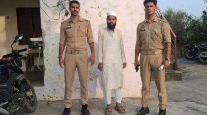 ভারতে উচ্চস্বরে আজান দেওয়ায় মুয়াজ্জিন গ্রেপ্তার, মসজিদের মাইক জব্দ