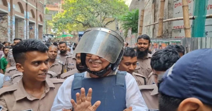 হত্যাচেষ্টা মামলায় সাবেক এমপি সুলতান মনসুরকে গ্রেপ্তার দেখালেন আদালত