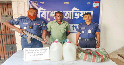 মহেশপুরে ২০ লিটার চোলাই মদসহ গ্রেপ্তার এক
