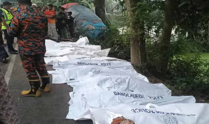 নাটোরে বাস-ট্রাক সংঘর্ষে নিহতের সংখ্যা বেড়ে ১৫, আহত ৩২