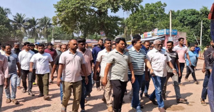 মাগুরায় যুবদল নেতা খুন, বাস কাউন্টার বন্ধ রেখে সড়ক অবরোধ