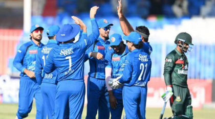 ২৮ রানে ৪ উইকেট হারিয়ে চাপে বাংলাদেশ, ঘুরে দাঁড়ানোর লড়াই