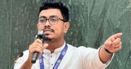 মাঠপর্যায়ে কৃষকের উৎপাদিত পণ্যের ন্যায্যমূল্য না পাওয়ায় সিন্ডিকেট নিয়ে ক্ষোভ ডাকসু ভিপির