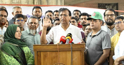 রাস্তা ও ফুটপাতে অবৈধ দোকান বসালেই মামলা: ডিএসসিসি প্রশাসক