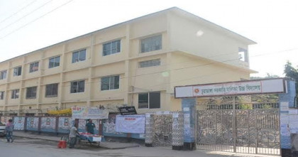 চুয়াডাঙ্গা সরকারি বালিকা উচ্চ বিদ্যালয়ের এসএসসি টেস্টের প্রশ্নপত্র ফাঁসের অভিযোগ; পরীক্ষা স্থগিত