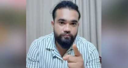 দেশ ছাড়ার দাবি সেই রুমির, বললেন আপনারা ভালো থাকেন