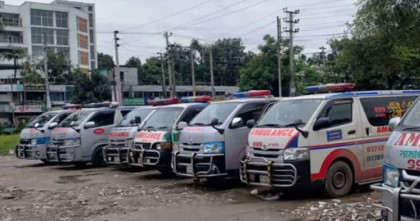 ঢামেকে অ্যাম্বুলেন্স ধর্মঘট সাত দিনের জন্য স্থগিত 