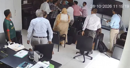 আইইডিসিআর পরিচালকের কক্ষে ঢুকে মারধরের অভিযোগ ড্যাব কর্মীদের বিরুদ্ধে